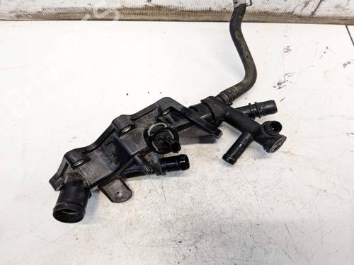 Used Thermostat housing Thermostat housing RENAULT CLIO IV (BH_) 0.9 TCe 90 (BHNF, BHMA, BHMH, BHJK, BHJR) (90 hp) 39938790 39938790