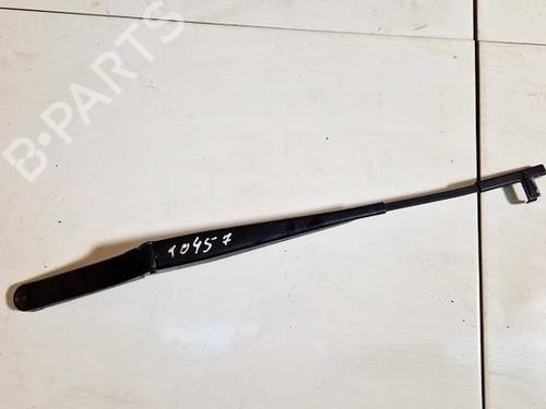 Used Front windshield wiper arm Front windshield wiper arm 32574181 32574181