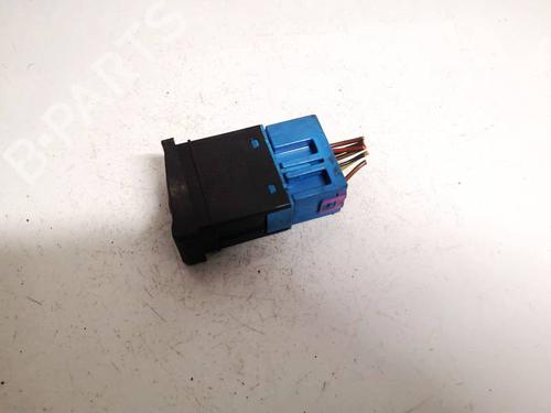 Switch AUDI 100 C4 Avant (4A5) 2.5 TDI | BP35149502I30 - Image 2