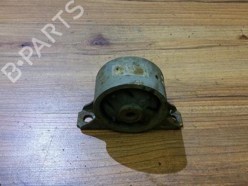 Used Engine mount Engine mount MITSUBISHI COLT IV (CA_A) 1.3 GLi 12V (CA1A) (75 hp) 33479882 33479882