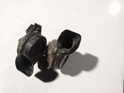 Used Horn Horn VW POLO IV (9N_, 9A_) 1.2 12V (64 hp) 34966560 34966560