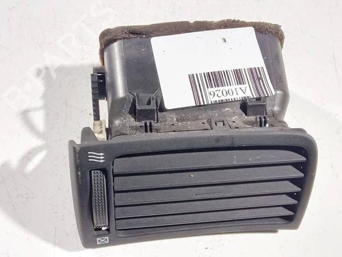 Used Air vent TOYOTA AVENSIS (_T25_) 2.0 D-4D (ADT250_, ADT250R) (126 hp) 32608743