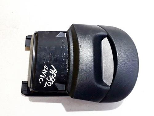 Aschenbecher für Aschenbecher HONDA CIVIC VII Hatchback (EU, EP, EV) 1.6 i (EP2, EU8, EU6) (110 hp) 35868566 35868566