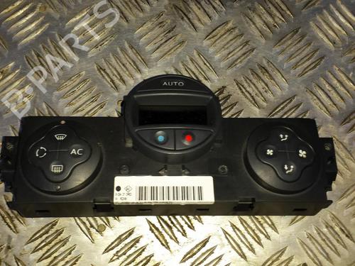 Used Climate control Climate control RENAULT MEGANE II (BM0/1_, CM0/1_) 1.6 16V (BM0C, CM0C) (113 hp) 35669946 35669946
