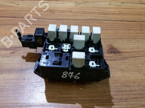 Used Fuse box Fuse box KIA CARENS I MPV (FC, FJ) 2.0 CRDi (113 hp) 33479596 33479596