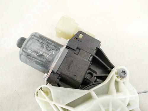 Used Right rear window motor Right rear window motor 35531451 35531451
