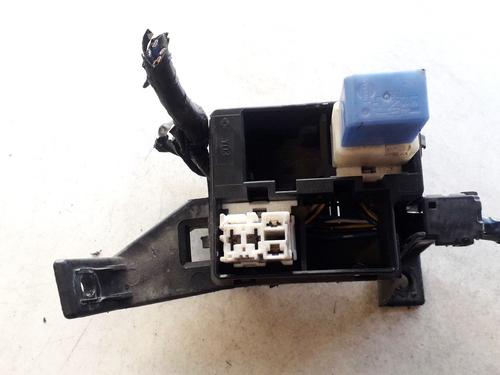 Used Fuse box Fuse box NISSAN X-TRAIL I (T30) 2.2 dCi (136 hp) 33518214 33518214