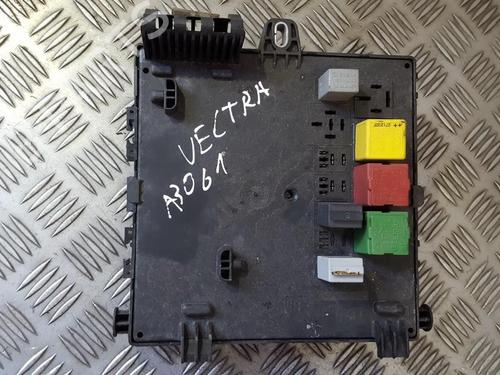 Fuse box OPEL VECTRA C (Z02) 1.9 CDTI (F69) | BP33496133E1 - Image 2