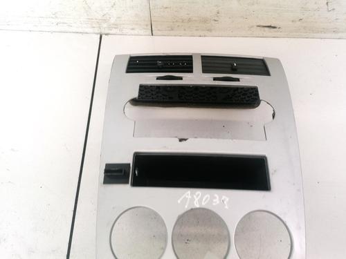 BP32911345I21 main image