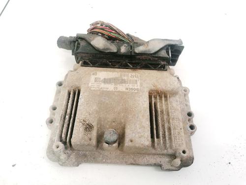 Used Engine control unit (ECU) Engine control unit (ECU) OPEL ZAFIRA / ZAFIRA FAMILY B (A05) 1.9 CDTI (M75) (150 hp) 32902730 32902730