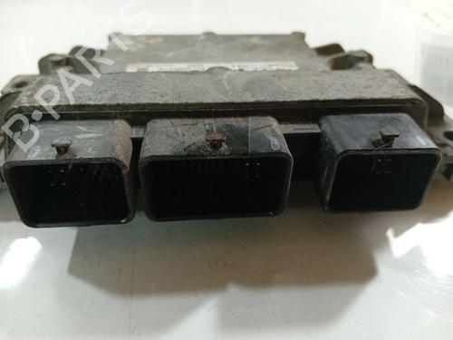 Engine control unit (ECU) DACIA SANDERO 1.2 16V | BP32532105M57