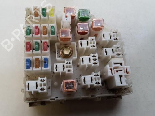 Used Fuse box Fuse box TOYOTA RAV 4 II (_A2_) 2.0 D 4WD (CLA20_, CLA21_, CLA20R, CLA21R) (116 hp) 33515113 33515113