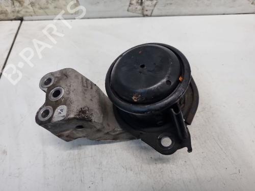 Used Engine mount Engine mount VOLVO S40 I (644) 1.9 DI (115 hp) 32568859 32568859