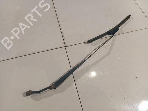 Used Front windshield wiper arm Front windshield wiper arm 37512452 37512452
