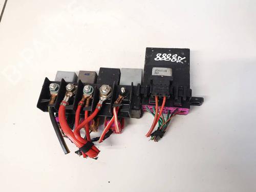 Used Fuse box Fuse box SKODA OCTAVIA I (1U2) 1.9 TDI (90 hp) 32938520 32938520