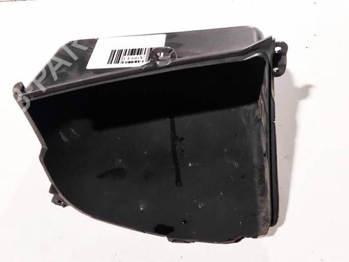 Used Glove box Glove box TOYOTA YARIS (_P9_) 1.4 D-4D (NLP90_, NLP90R) (90 hp) 35135962 35135962