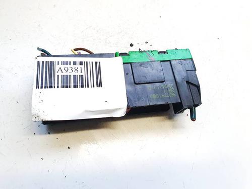 Used Fuse box PEUGEOT 3008 I MPV (0U_) 1.6 HDi (109 hp) 32616499