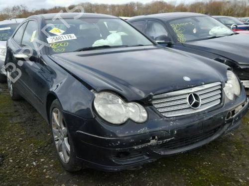 Used Parts MERCEDES-BENZ C-CLASS (W203) C 180 Kompressor (203.046) 4526816
