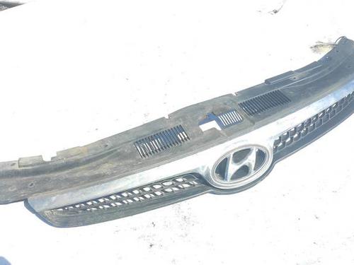 Used Grille Grille 35275131 35275131