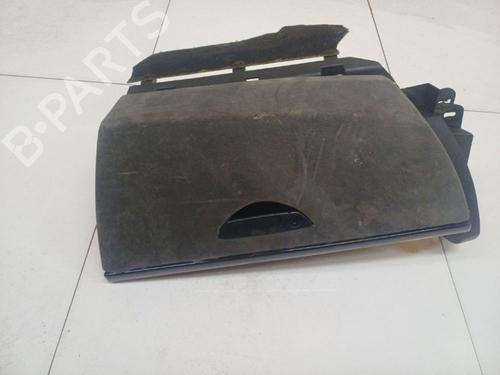 Used Glove box Glove box 37582971 37582971