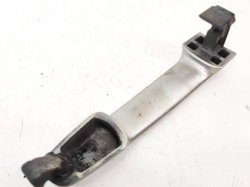 front-left-exterior-door-handle-toyota-corolla-verso-_e12_-2001-2002-2003-2004-2005-2006-2007-35278417 main image