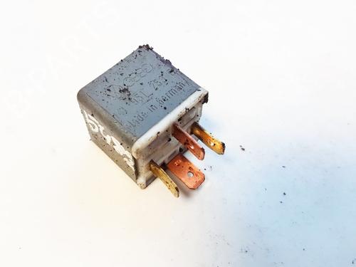 Used Electronic sensor Electronic sensor VW GOLF III (1H1) 1.9 SDI (64 hp) 33098658 33098658