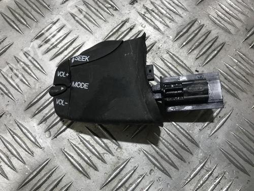 Used Steering wheel controls Steering wheel controls 35693136 35693136