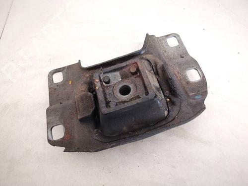Used Engine mount VOLVO V50 (545) 2.0 D (136 hp) 32930848