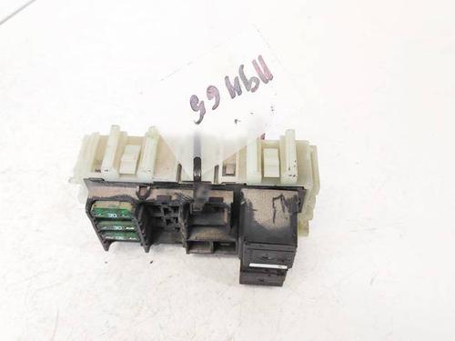 fuse-box-volvo-v70-iii-135-2007-2008-2009-2010-2011-2012-2013-2014-2015-2016-32955775 main image