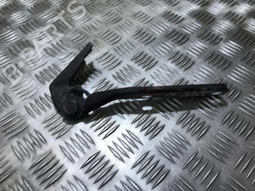 hingedoor-check-strap-audi-a4-b5-8d2-1994-1995-1996-1997-1998-1999-2000-2001-35672480 main image