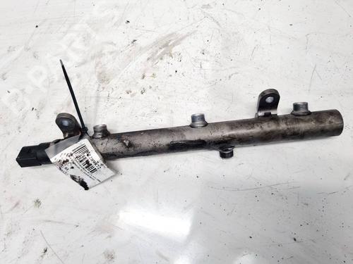 Used Injection rail Injection rail 35100969 35100969