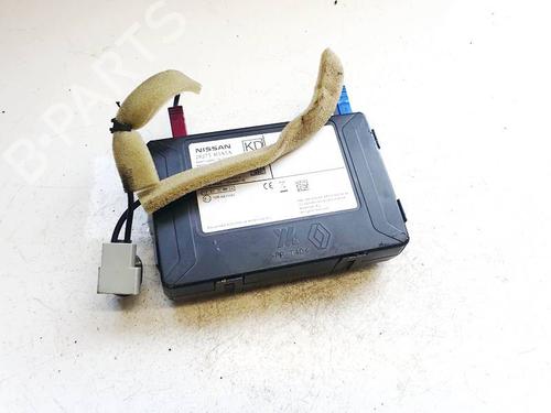 Used Electronic module NISSAN LEAF (ZE0) Electric (109 hp) 32597402