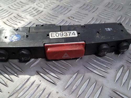 warning-switch-alfa-romeo-147-937_-2000-2001-2002-2003-2004-2005-2006-2007-2008-2009-2010-35672684 main image