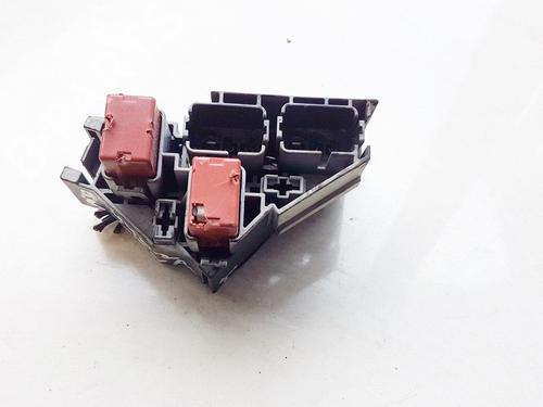 Used Fuse box Fuse box SUBARU LEGACY IV Estate (BP) 2.0 D AWD (BPD) (150 hp) 33526385 33526385