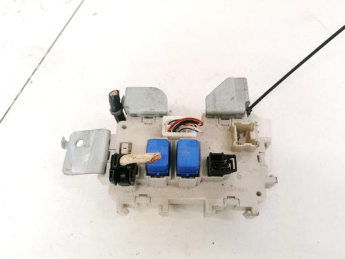 fuse-box-nissan-murano-i-z50-2002-2003-2004-2005-2006-2007-2008-2009-32904851 main image