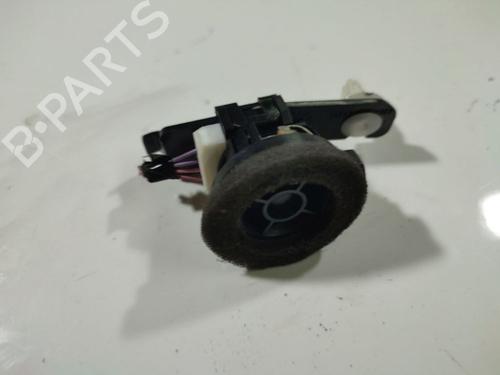 speaker-toyota-yaris-_p9_-2005-2006-2007-2008-2009-2010-2011-2012-2013-2014-32556005 main image