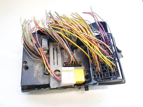 Used Fuse box Fuse box RENAULT SCÉNIC I MPV (JA0/1_, FA0_) 1.9 dTi (JA0N) (98 hp) 32616574 32616574