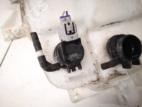 Used Washer pump Washer pump MERCEDES-BENZ E-CLASS (W212) E 200 CDI / BlueTEC (212.005, 212.006) (136 hp) 36587543 36587543