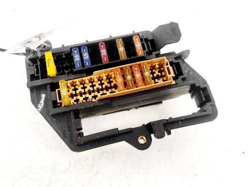 Used Fuse box Fuse box AUDI A6 C6 (4F2) 2.7 TDI (163 hp) 32956147 32956147