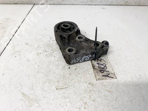 Used Engine mount Engine mount OPEL MERIVA A MPV (X03) 1.7 CDTI (E75) (100 hp) 32605063 32605063