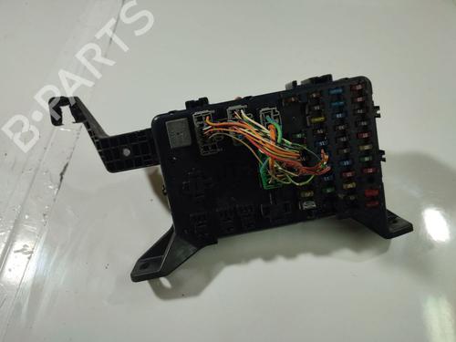 Used Fuse box JAGUAR X-TYPE I (X400) 2.1 V6 (156 hp) 32533713