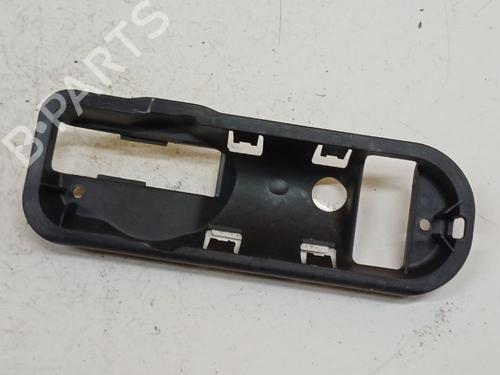 Used Front right interior door handle Front right interior door handle VW GOLF PLUS V (5M1, 521) 1.9 TDI (105 hp) 39968310 39968310