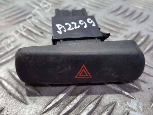 Used Warning switch Warning switch MITSUBISHI CARISMA (DA_) 1.9 TD (DA4A) (90 hp) 35666391 35666391