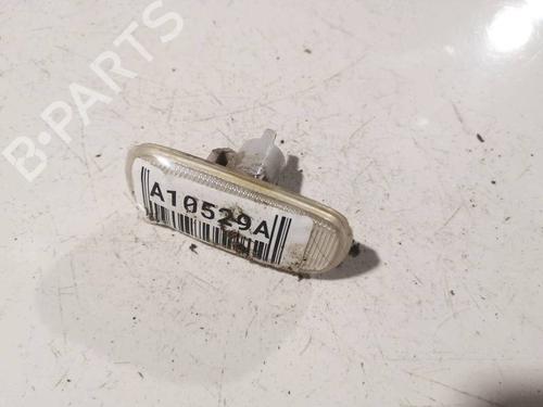 right-side-indicator-audi-a2-8z0-2000-2001-2002-2003-2004-2005-34972759 main image