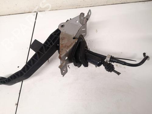 Used Clutch slave cylinder Clutch slave cylinder FORD FOCUS II (DA_, HCP, DP) 1.6 TDCi (90 hp) 35475577 35475577