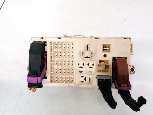 Used Fuse box Fuse box FIAT STILO (192_) 1.9 JTD (192_XE1A) (115 hp) 32907767 32907767