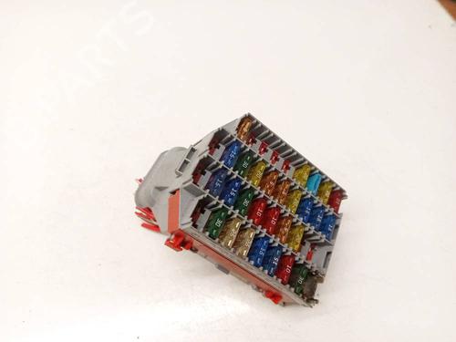 Used Fuse box Fuse box VOLVO S60 I (384) 2.4 (140 hp) 32971301 32971301