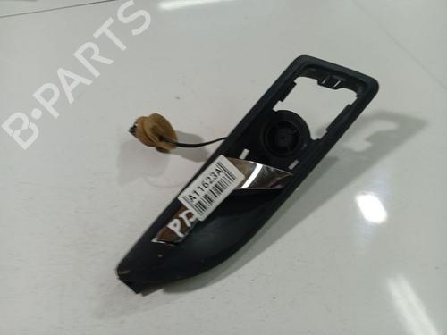 Used Front right interior door handle Front right interior door handle 39182801 39182801