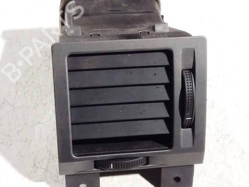 Used Air vent OPEL SIGNUM Hatchback (Z03) 2.2 DTI (F48) (125 hp) 32600408