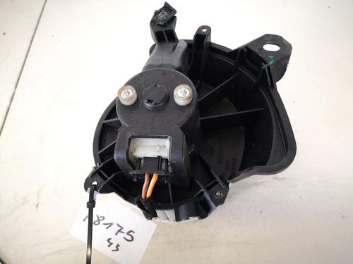 Used Heater blower motor Heater blower motor FIAT PUNTO EVO (199_) 1.3 D Multijet (199AXC1A, 199BXC1A, 199AXT1A, 199BXT1A) (75 hp) 35414738 35414738